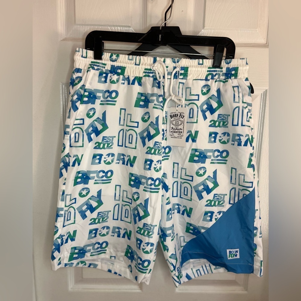 born fly all over print Graphic Shorts Men’s Size Large Street Wear Lightweight